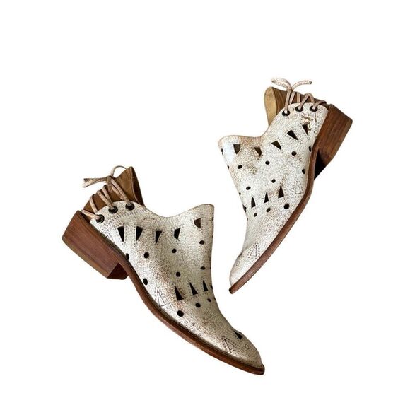 Anthropologie Musse & Cloud Coolise Distressed Low Cut Coastal Boho Cowgirl Boot - Picture 3 of 9